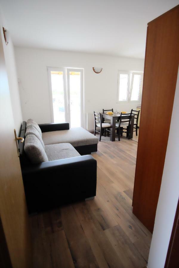 Apartmani Svemir Драге Екстериор снимка