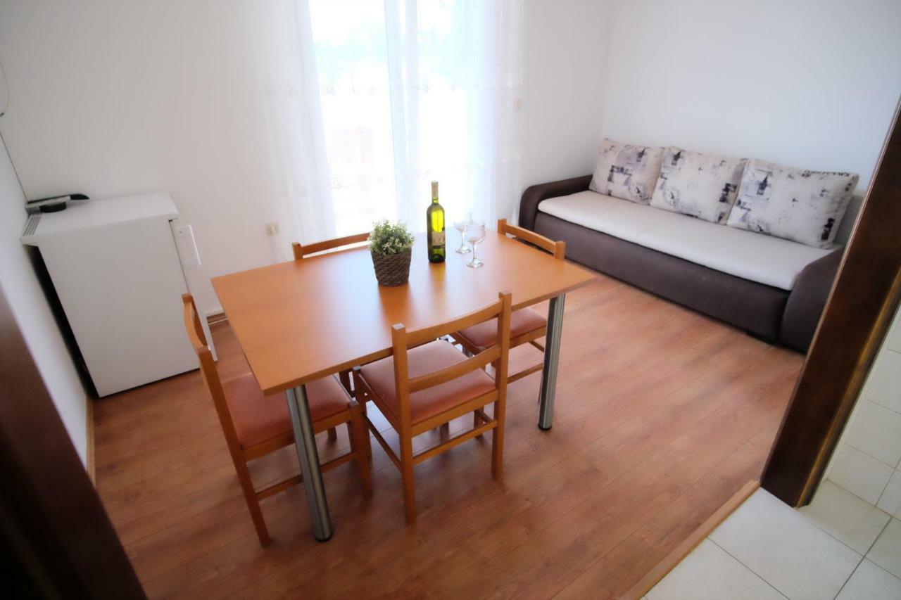 Apartmani Svemir Драге Екстериор снимка